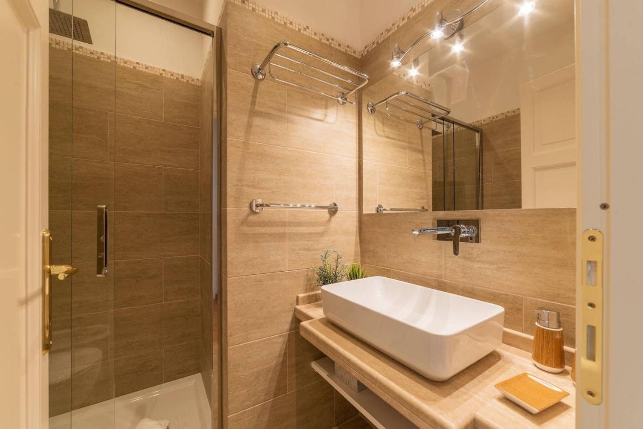 Cs Termini Nazionale Apartments Rome Exterior photo